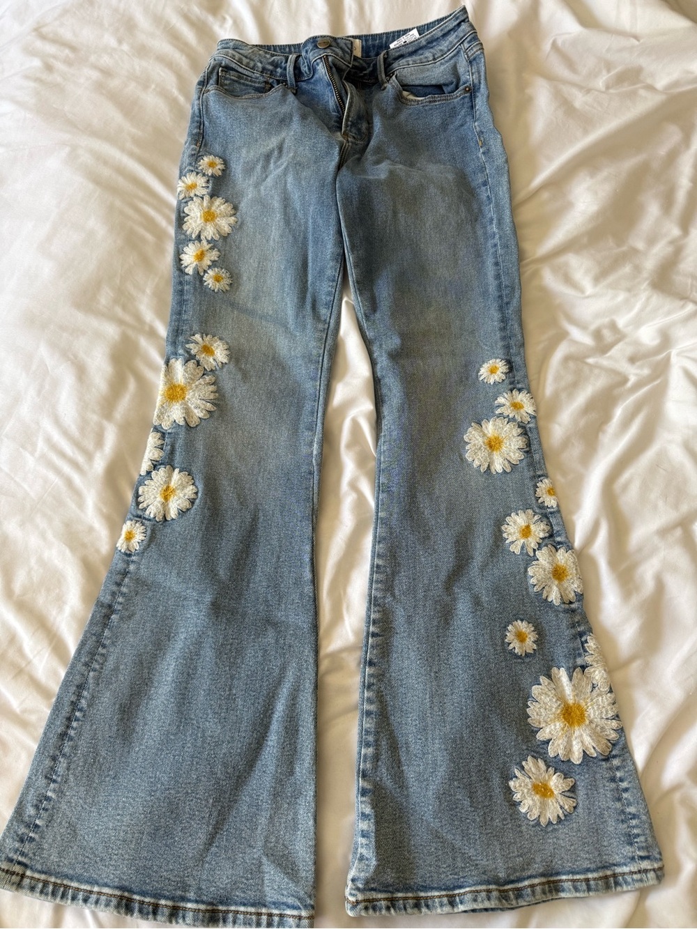 DRIFTWOOD Farrah Flare Jeans with Daisy Embroidery - Picture 2 of 5